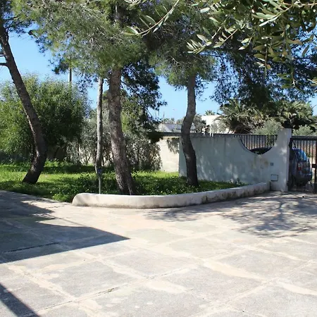 Villa Magenta